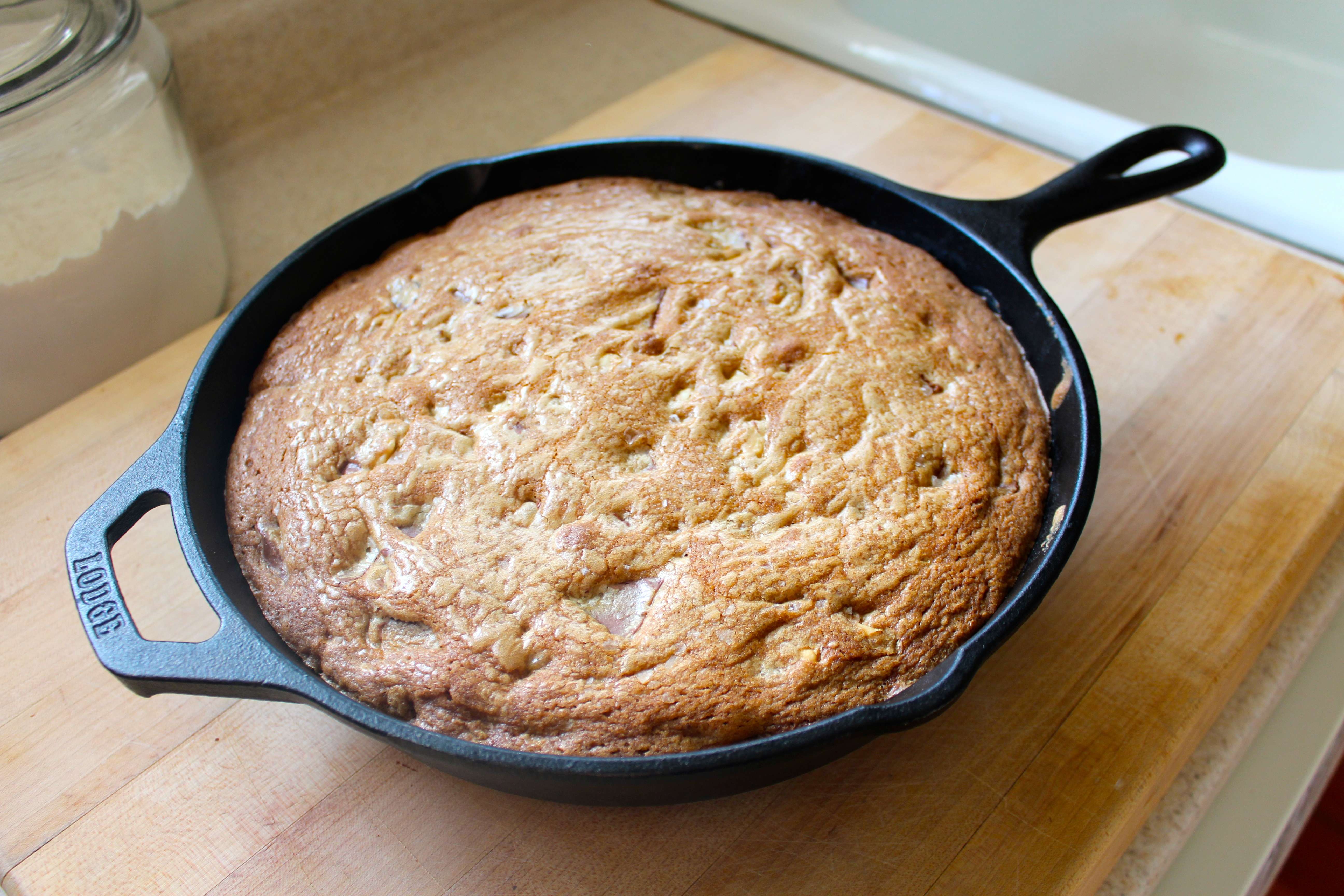 Giant Chocolate Chunk Skillet Cookie - LideyLikes